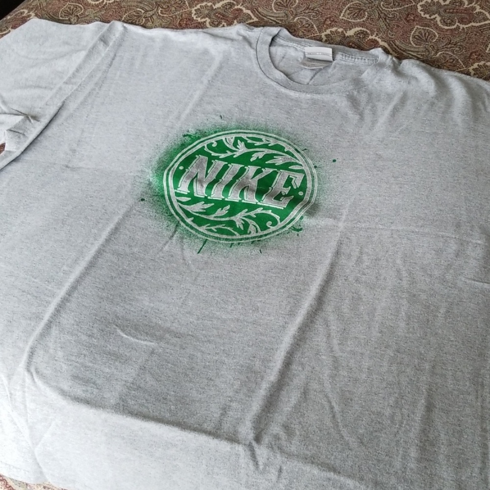 Nike t-shirt